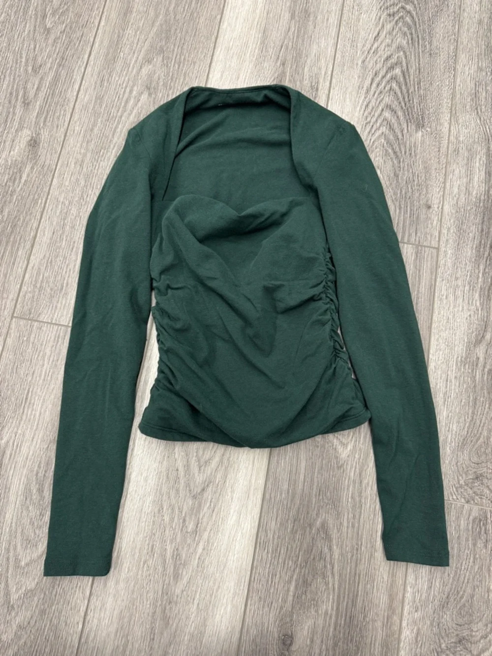 Abercrombie & Fitch Square-Neck Long Sleeve Top in Forest Green - Picture 4 of 6